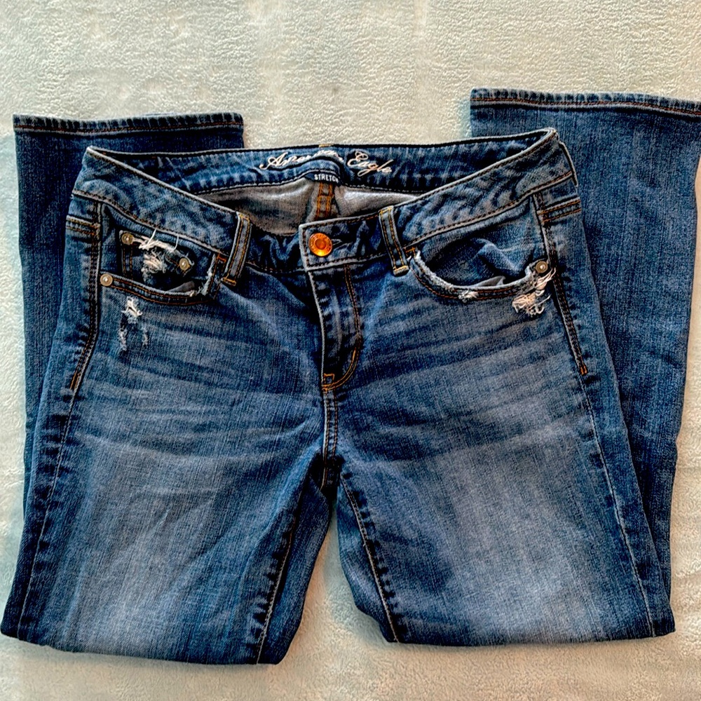 American Eagle Vintage flare leg jean capris from size 8 mid waist distressed